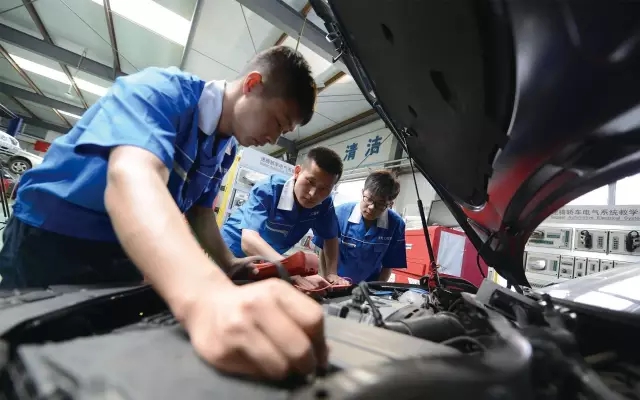 2017年機(jī)動(dòng)車維修水平考試報(bào)名啦！這3點(diǎn)新變化你一定要知道